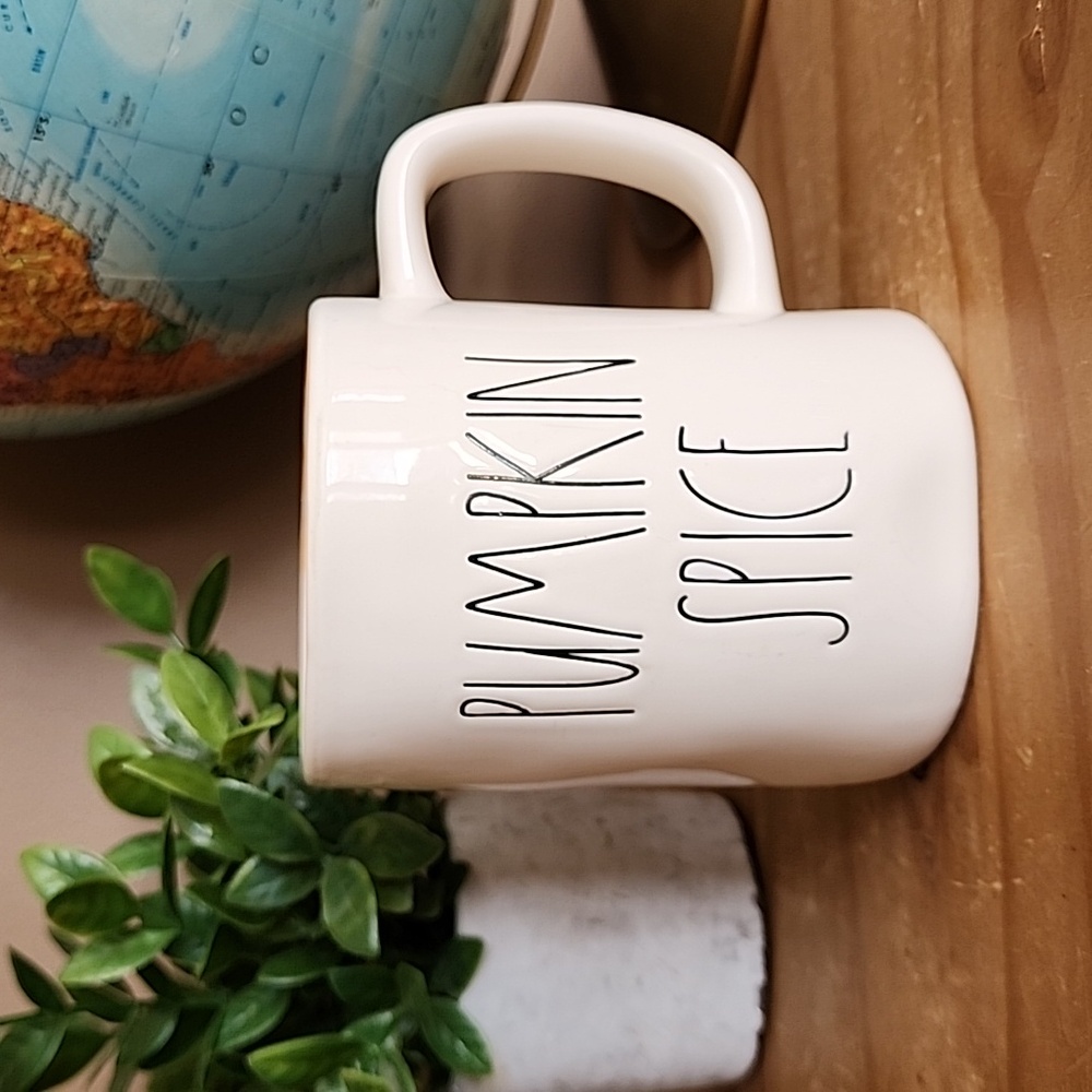 PUMPKIN SPICE Rae Dunn By Magenta  ceramic coffee mug